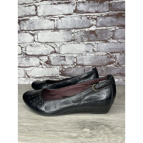 INDIGO BY CLARKS Black Lea Bishop Studded Slip On Strap Wedge Women’s 8M US/39EU - Picture 1 of 16